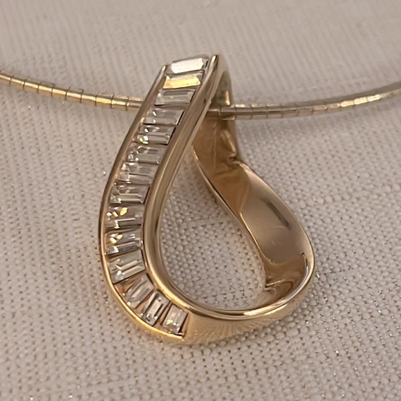 Vintage SWARVOSKI BAGUETTE/GOLD SLIDE PENDANT - Picture 3 of 14